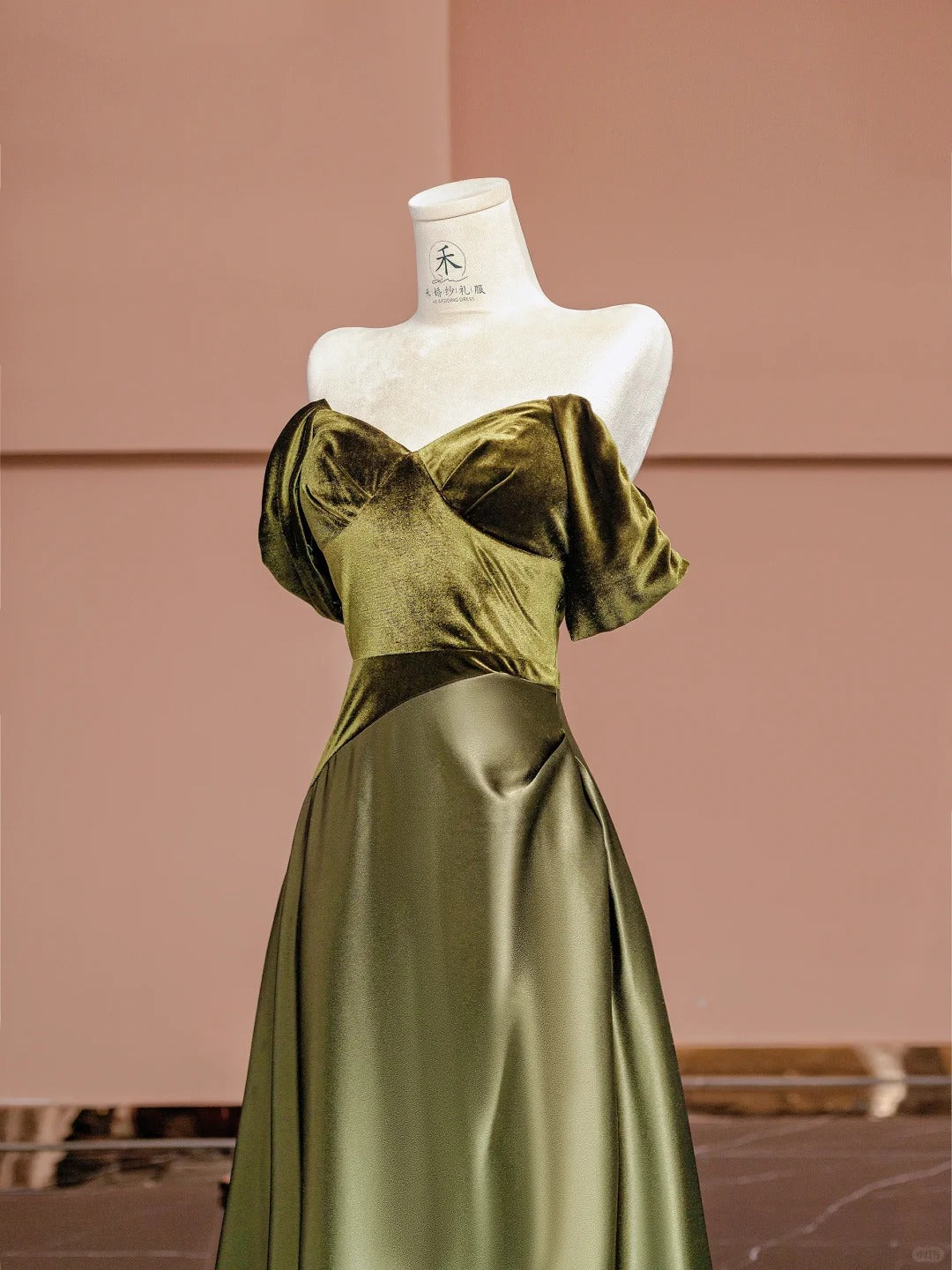 Glam Dark Olive Green Off Shoulder Satin A-Line Velvet Long Prom Dresses Formal Evening Gowns RF0622
