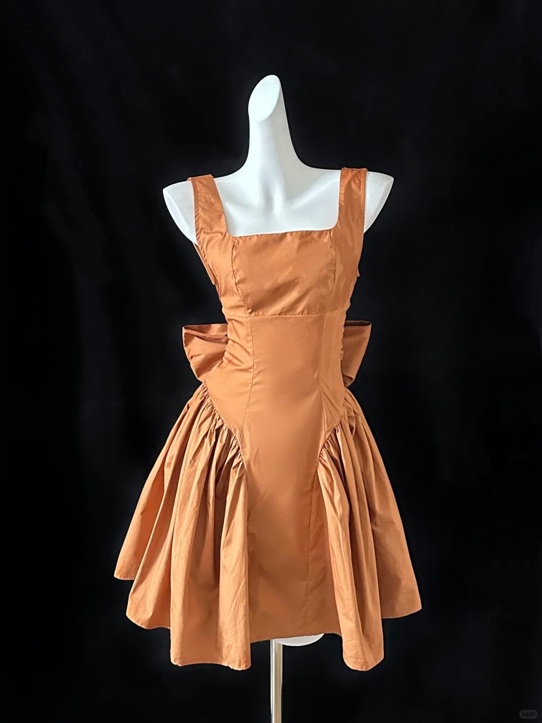 short orange dresses prom Sweet Square Neck A-Line Satin Slit Homecomi – RubyFashionDress LowStock:43598187331635 Prom A Line Prom RIB KNIT LACE MINI US SIZE:20W