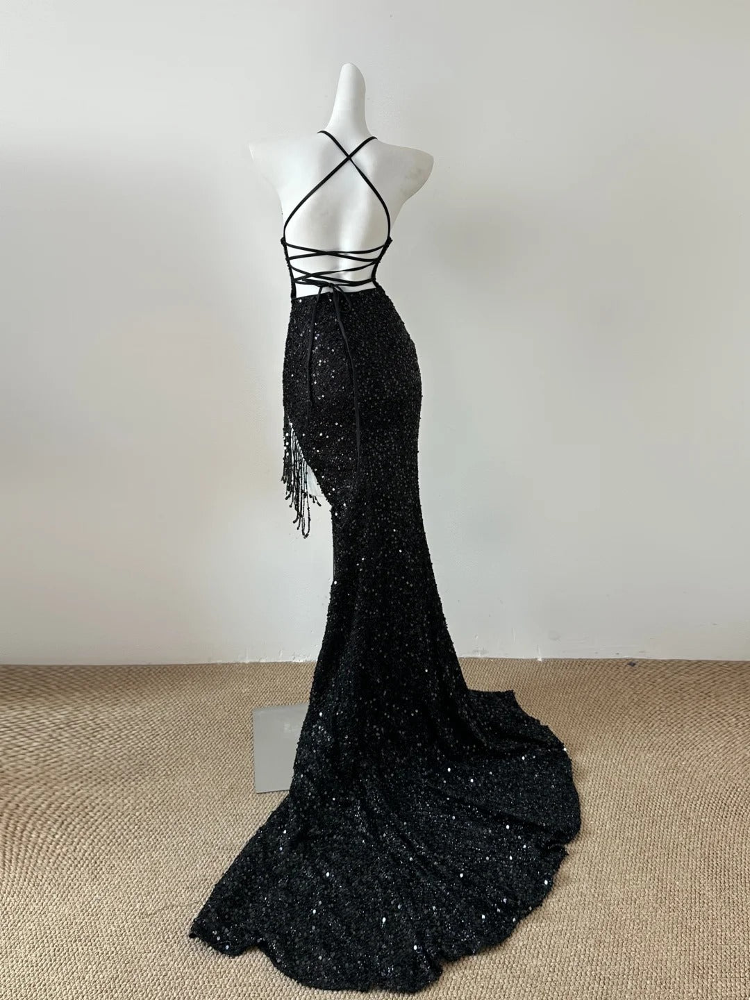 Sexy Black V-neck Mermaid Sequin Long Prom Dress RF0721