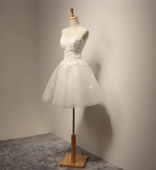 Simple White Round Neck A-Line Tulle Applique Short Prom Dresses Bridesmaid Dress RF0741