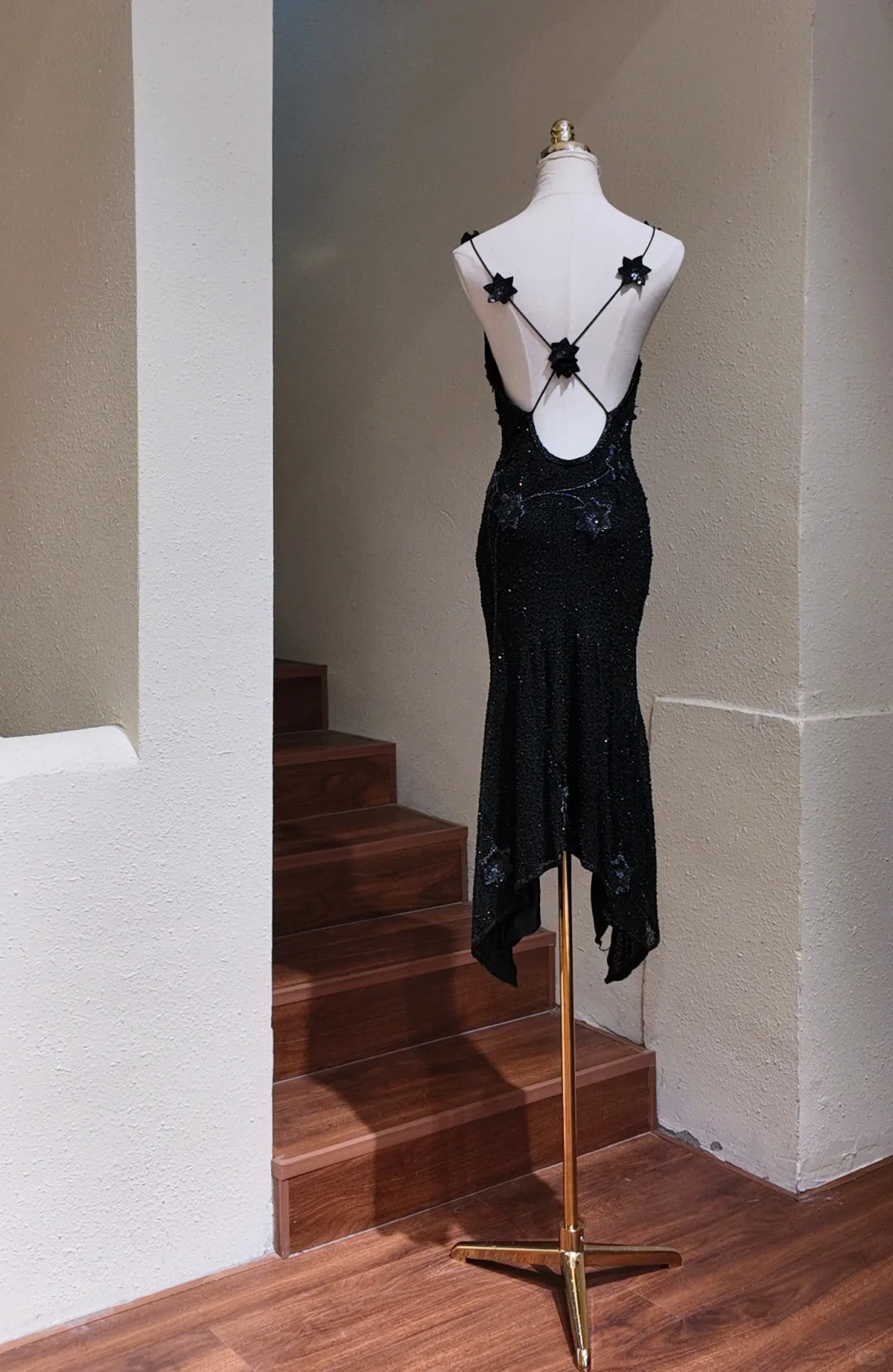 Vintage Black V-Neck Sheath Chiffon Beaded Backless Short Prom Dresses RF0879