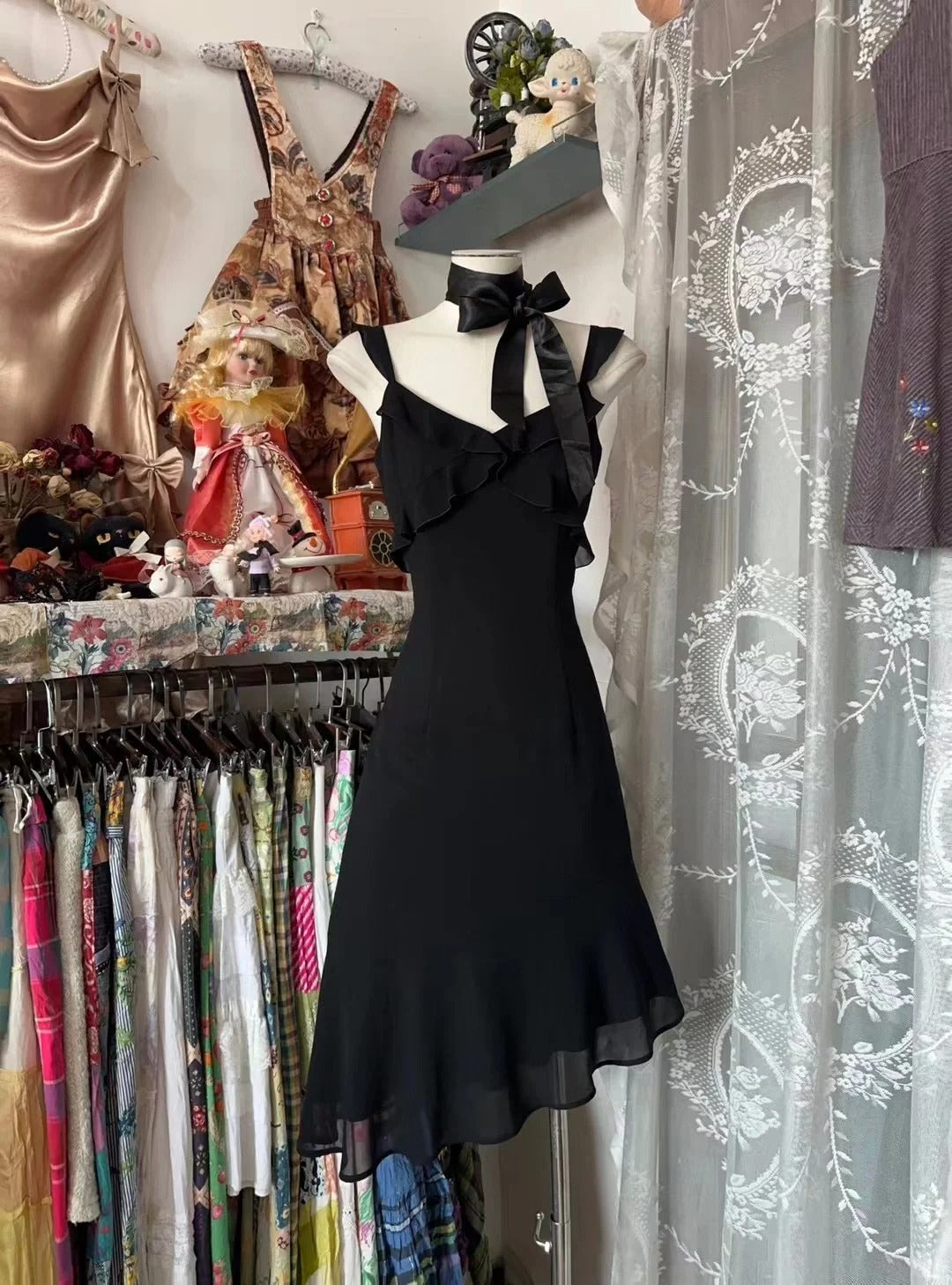 Cute A line V Neck Chiffon Knee Length Black 16th Birthday Dress Homecoming Outfits N3586