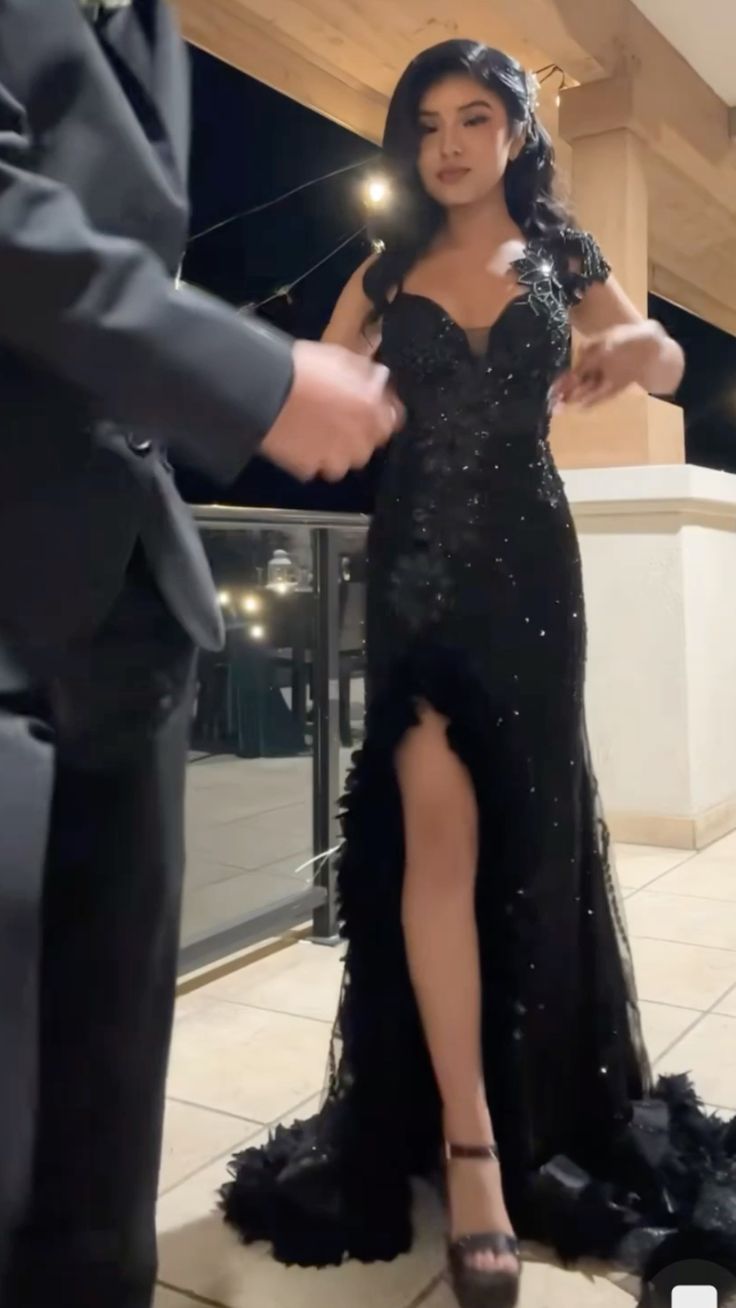 Sparkly Mermaid Spaghetti Straps Black Sequin Slit For Women Party Dresses Long Formal Prom Dresses 22th Birthday Gown AB1354