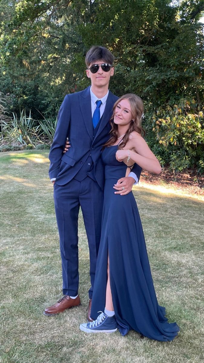 Modest Night Aesthetic A Line Spaghetti Straps Royal Blue Backless College Formal Outfit Long Prom Graduation Dresses For Teens N1130