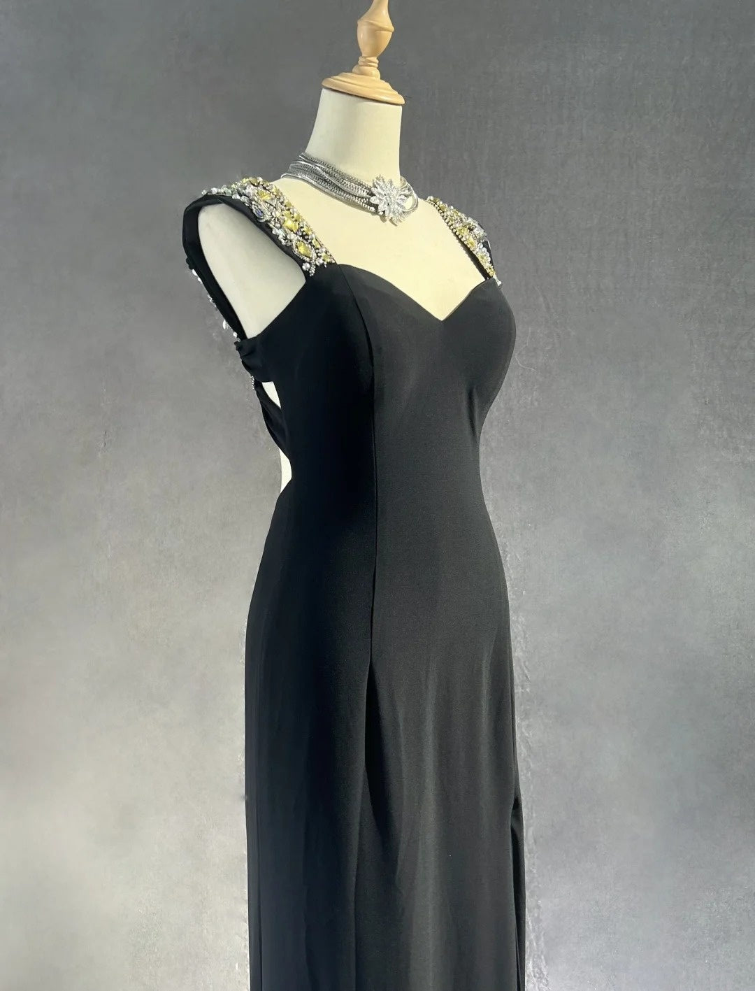 Vintage Prom Dresses A Line Sweetheart Black Chiffon With Split 70s Beads Formal Gown N2567