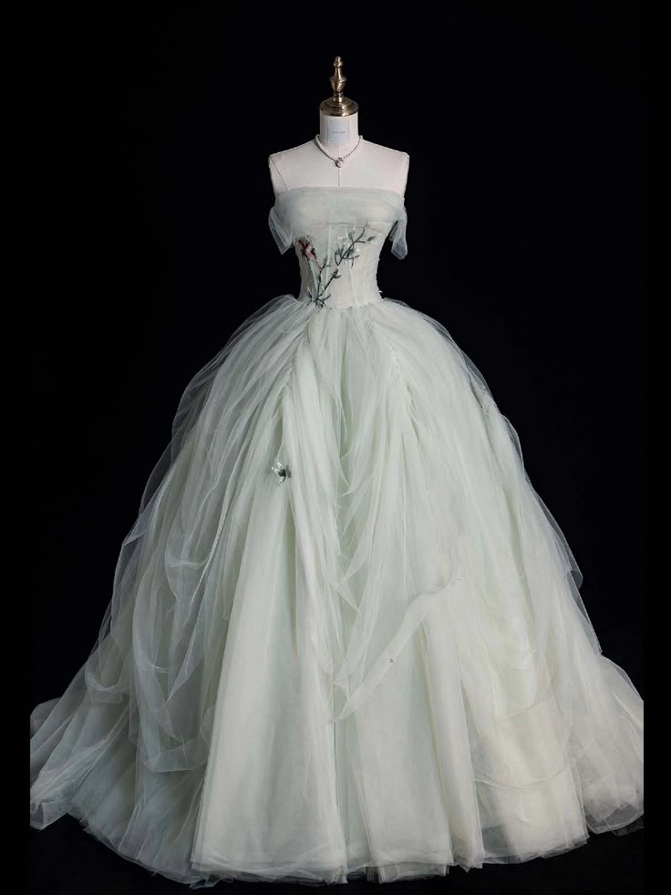 Modest Ball Gown Strapless Tulle With Appliques Long Prom Dresses Party Dress For Women AB1491