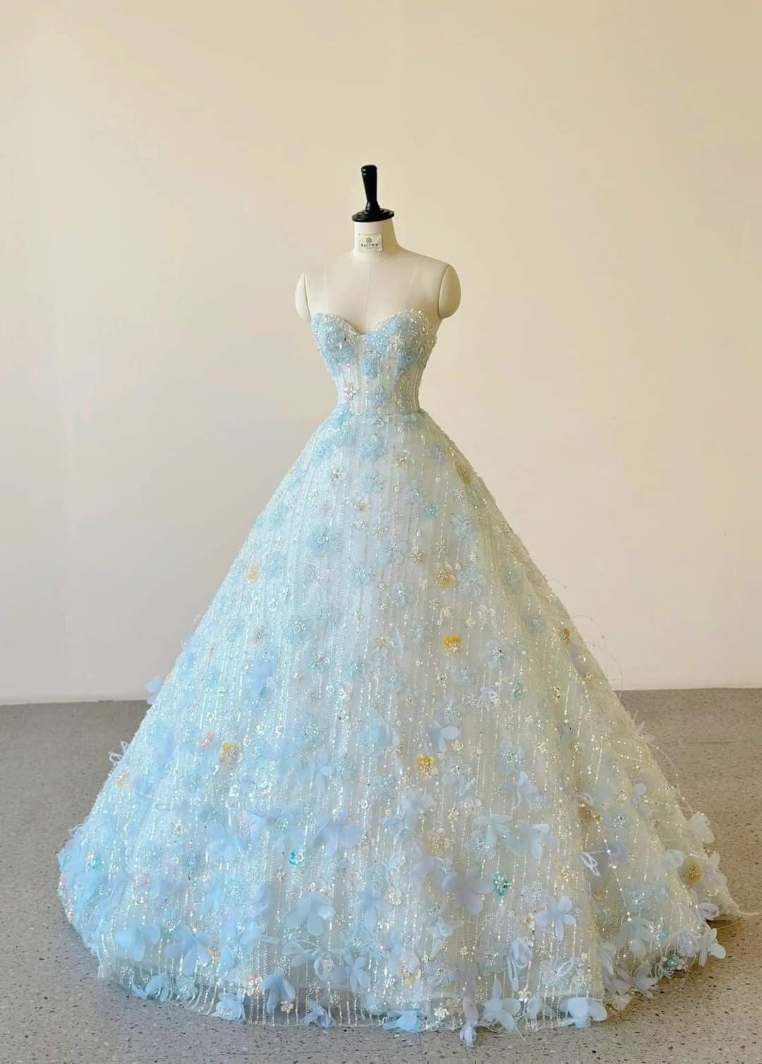 Vintage Ball Gown Sweetheart Light Sky Blue Sequins Flowers Long Quinceanera Dress Sweet 15 16 Dresses AB291