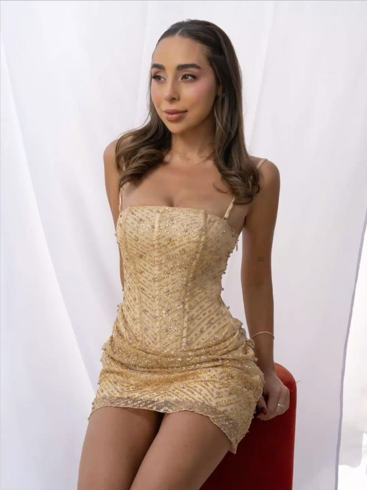 Sexy Sheath Spaghetti Strap Tight Matric Gold Mini Graduation Hoco Dresses Short Inspo Senior Birthday Homecoming Outfits RB3553