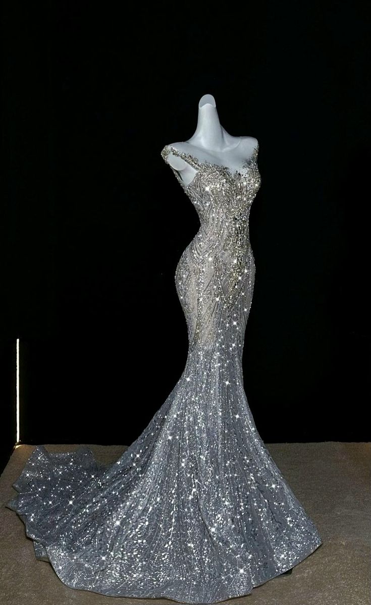 Elegant Wedding Gown With Beading Long Autumn Winter Bridal Dress Wedding Dresses RB8934