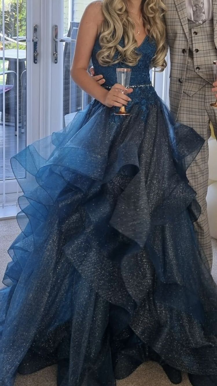 Modest Ball Gown Spaghetti Straps Navy Blue Tulle Long Prom Dress Evening Formal Gowns For Teens AB1436
