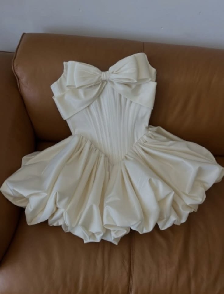 Timeless Ball Gown Sweetheart Ivory High School Freshman 7th Grade Dance Dresses Inspo Senior Homecoming Outfit RB4761