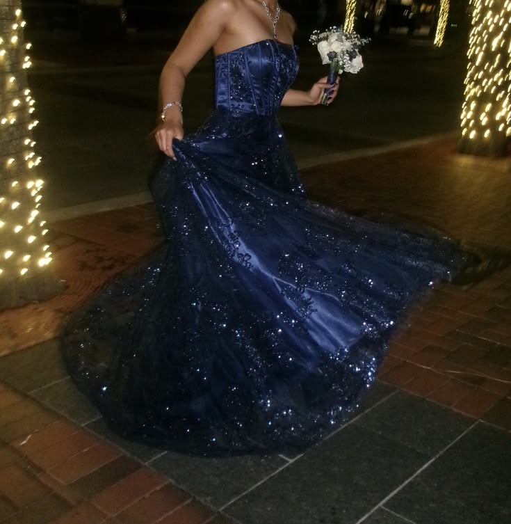 Prom Dress A line Navy Blue Strapless Lace Floor Length Formal Evening Gown for Graduation Party RB9460