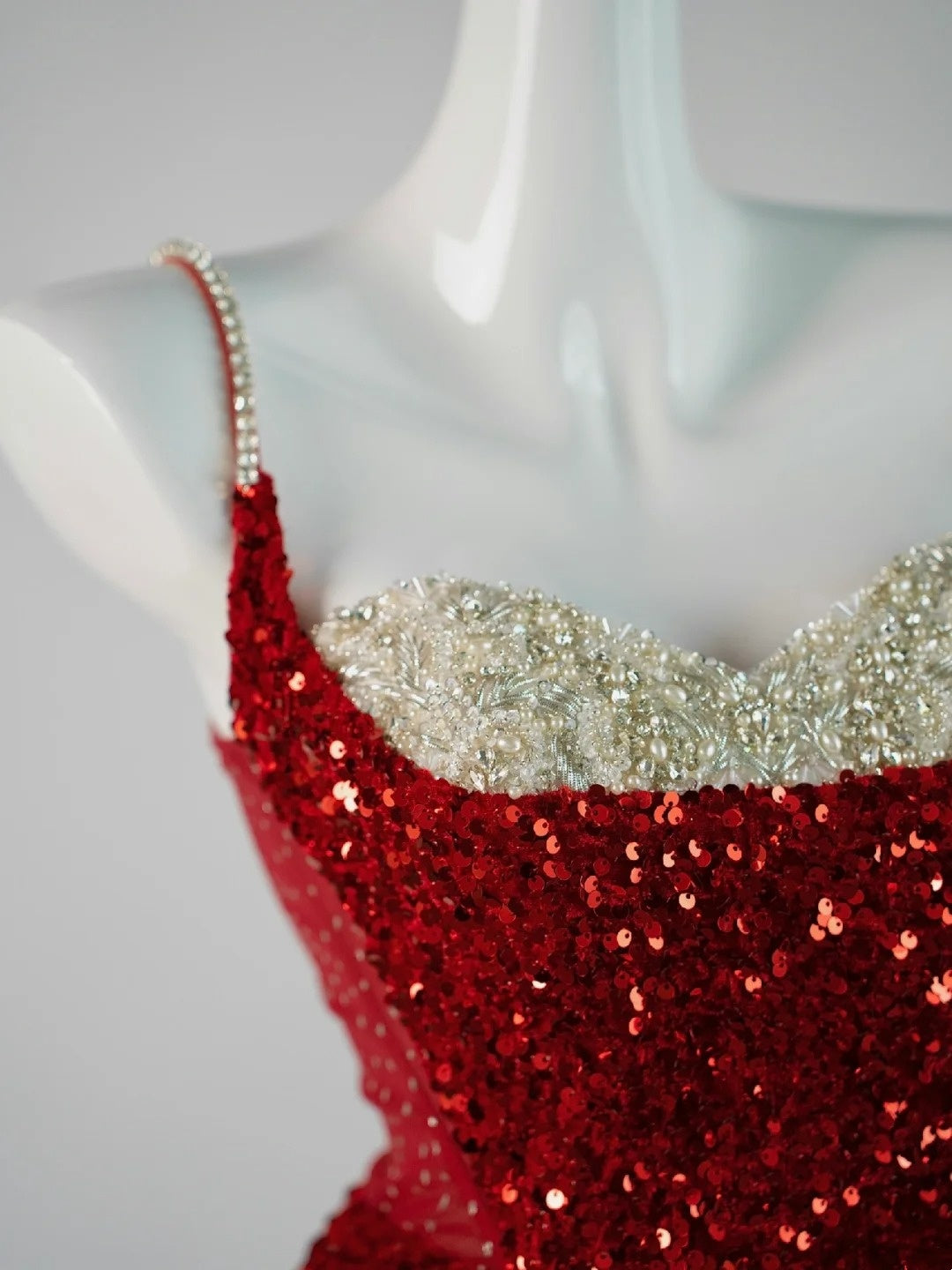 Chic Mermaid Spaghetti Strap Red Sequins Long Party Dresses Prom Dresses Impress Formal Party Dress N940