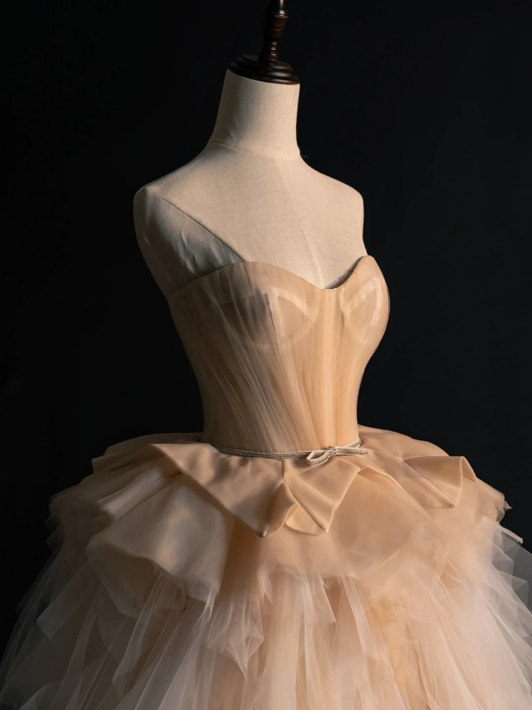 Modest Ball Gown Sweethart Tulle Champagne College Formal Outfits Long Prom Inspo Graduation Dresses N1232