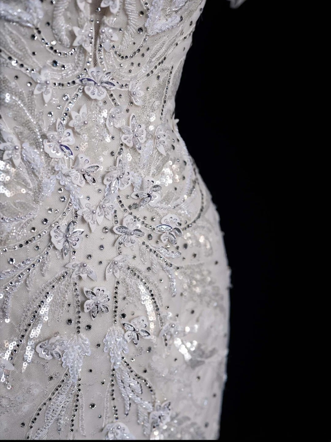 Civil Wedding Dresses Mermaid Scoop Neck White Sequin With Beaded Bodice Short Sleeves Brides Dress Fitted Bridal Gowns N607