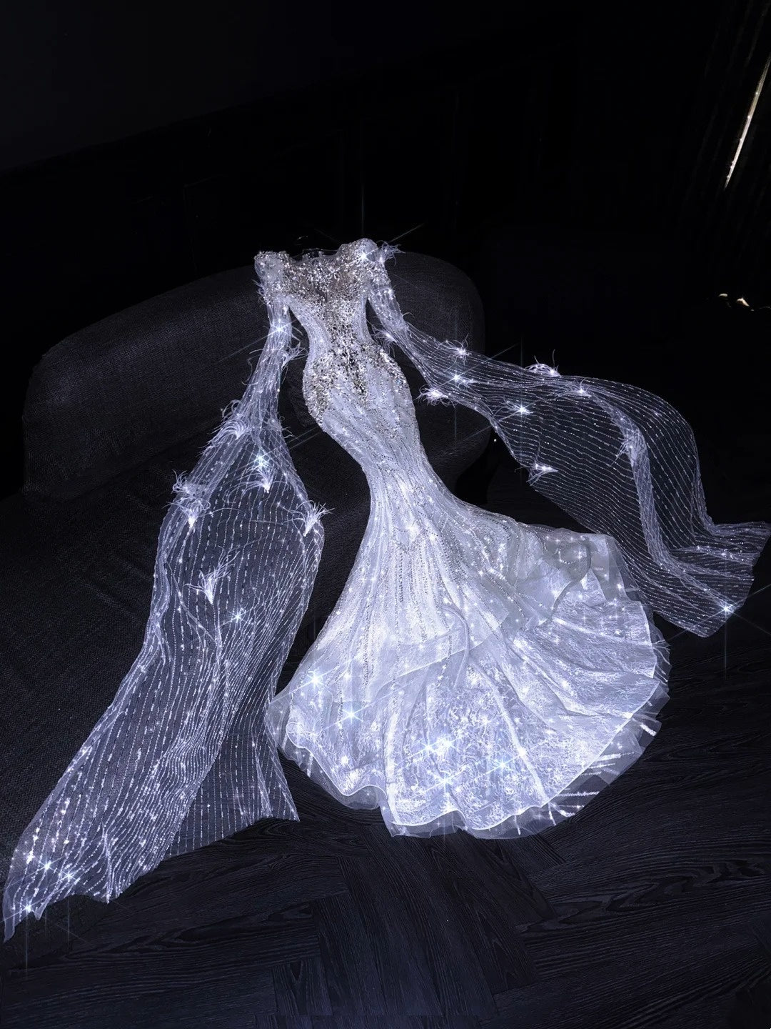 Fairytale Fantasy Art Wedding Dresses Mermaid Sequin With Beaded Bodice Long Brides Dress Fitted Bridal Gown N862