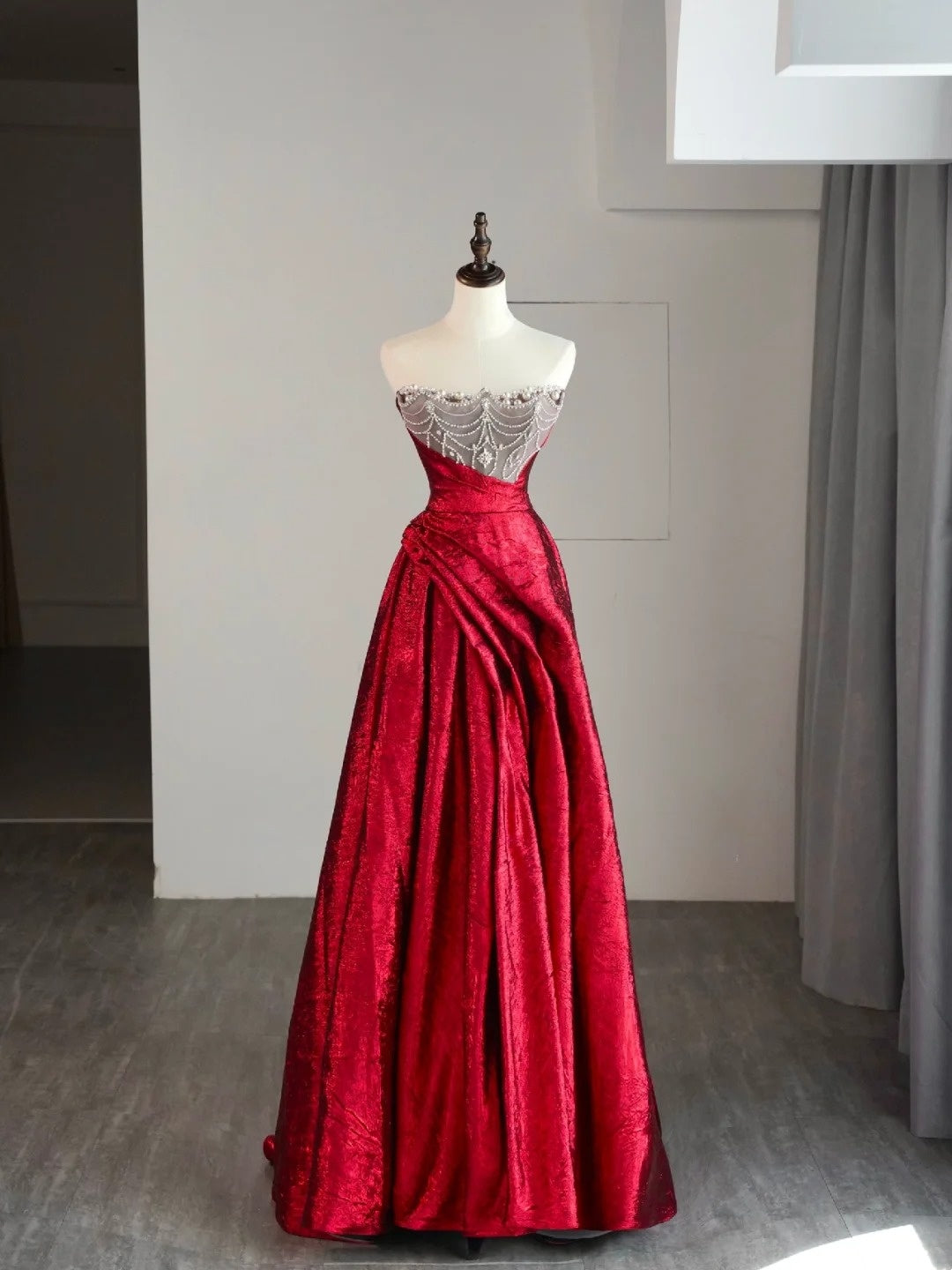 Retro Classy Ball Gown Strapless Red Satin Long 1950s Prom Dresses Formal Gowns N869