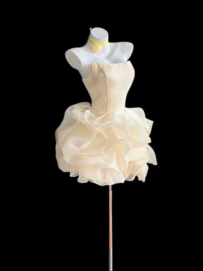Cute Ball Gown Strapless Yellow Sleeveless Short Homecoming Dress Senior High School University Ideas Inspo Short Hoco Court Gowns RB7270