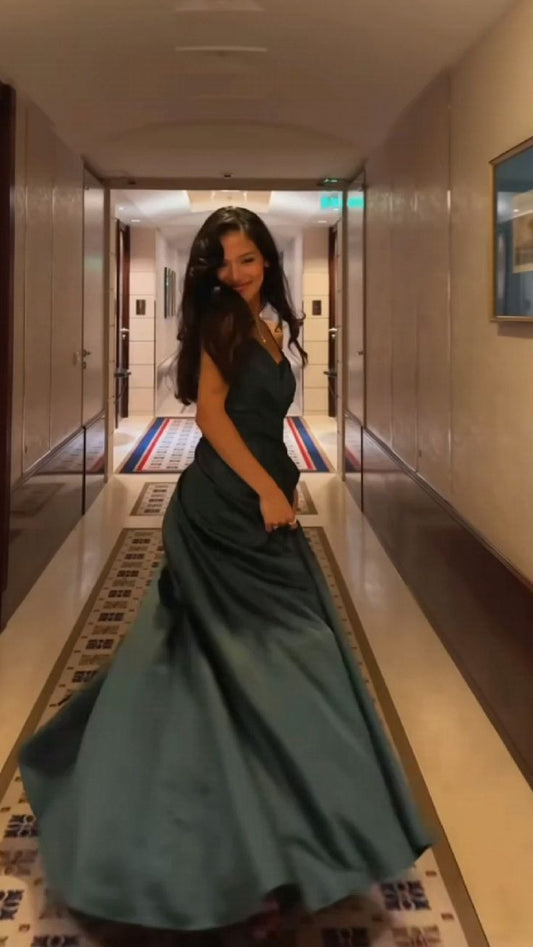 Vintage A Line Spaghetti Strap Dark Green Satin Slit Prom Dresses For Teens Formal Dress Party Outfits Prom Gowns AB1034