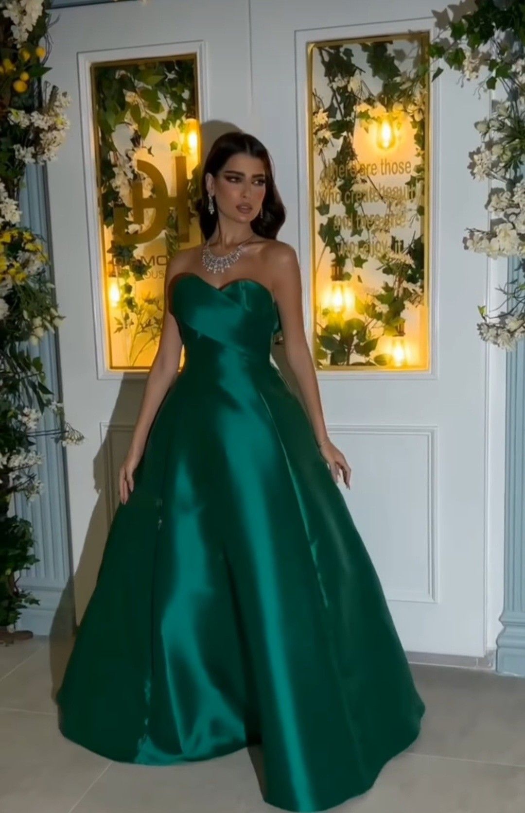 Timeless Ball Gown Sweetheart Dark Green Satin Prom Dresses Long for Women Formal Evening Gown AB183