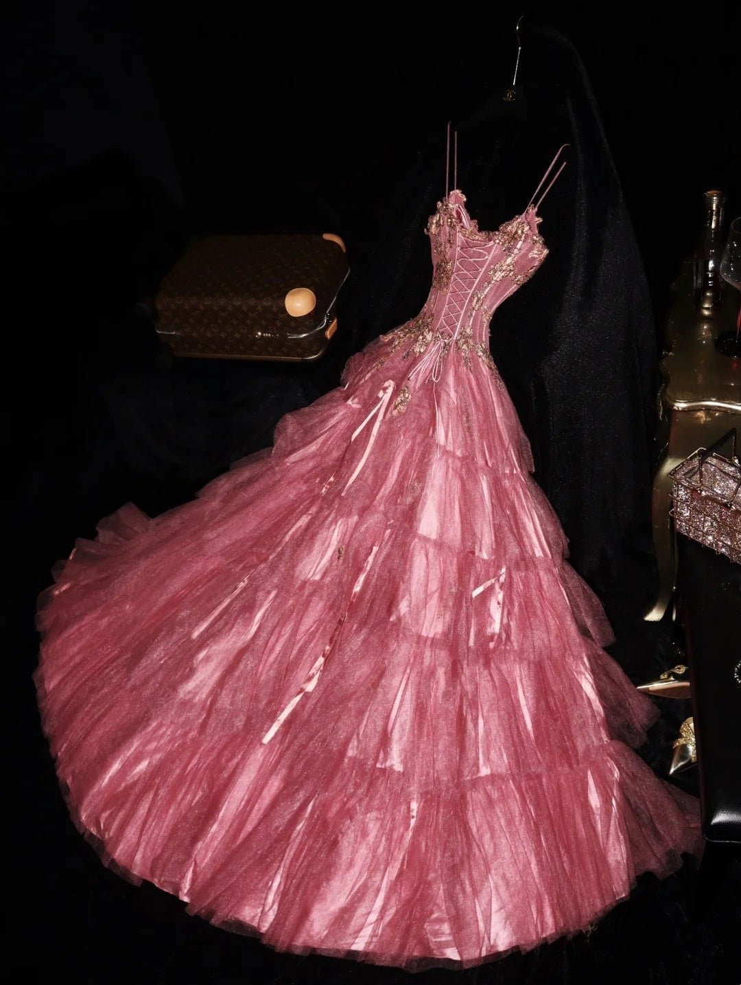 Glamorous Ball Gown Spaghetti Straps Pink Tulle With Beading Split School Dances Prom Dresses 8th Grade Formal Outfits Evening Dress RB8391