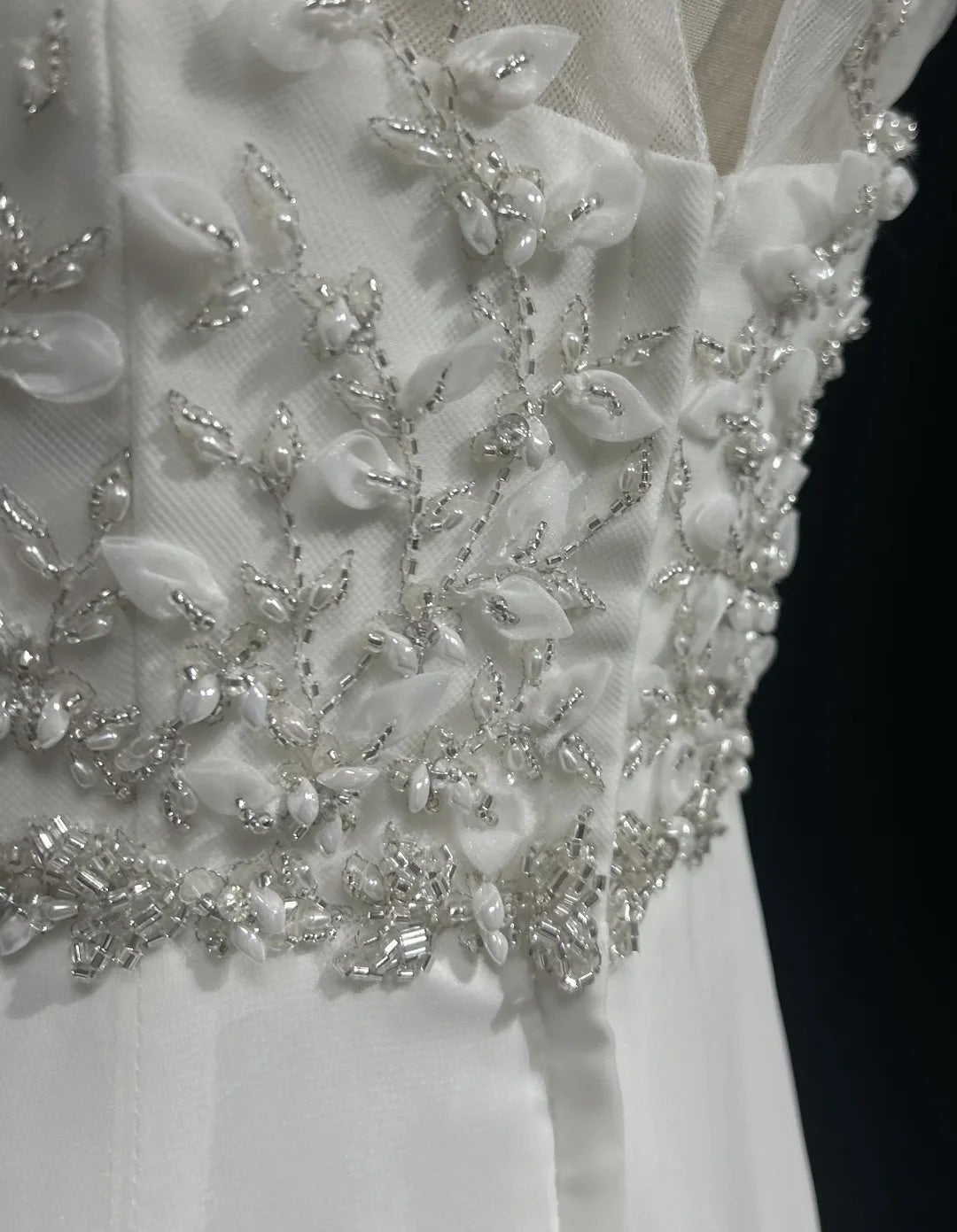 Fairytale Fantasy Art Wedding Dresses A line Scoop White Beads Long Brides Dress Bridal Gowns N2600