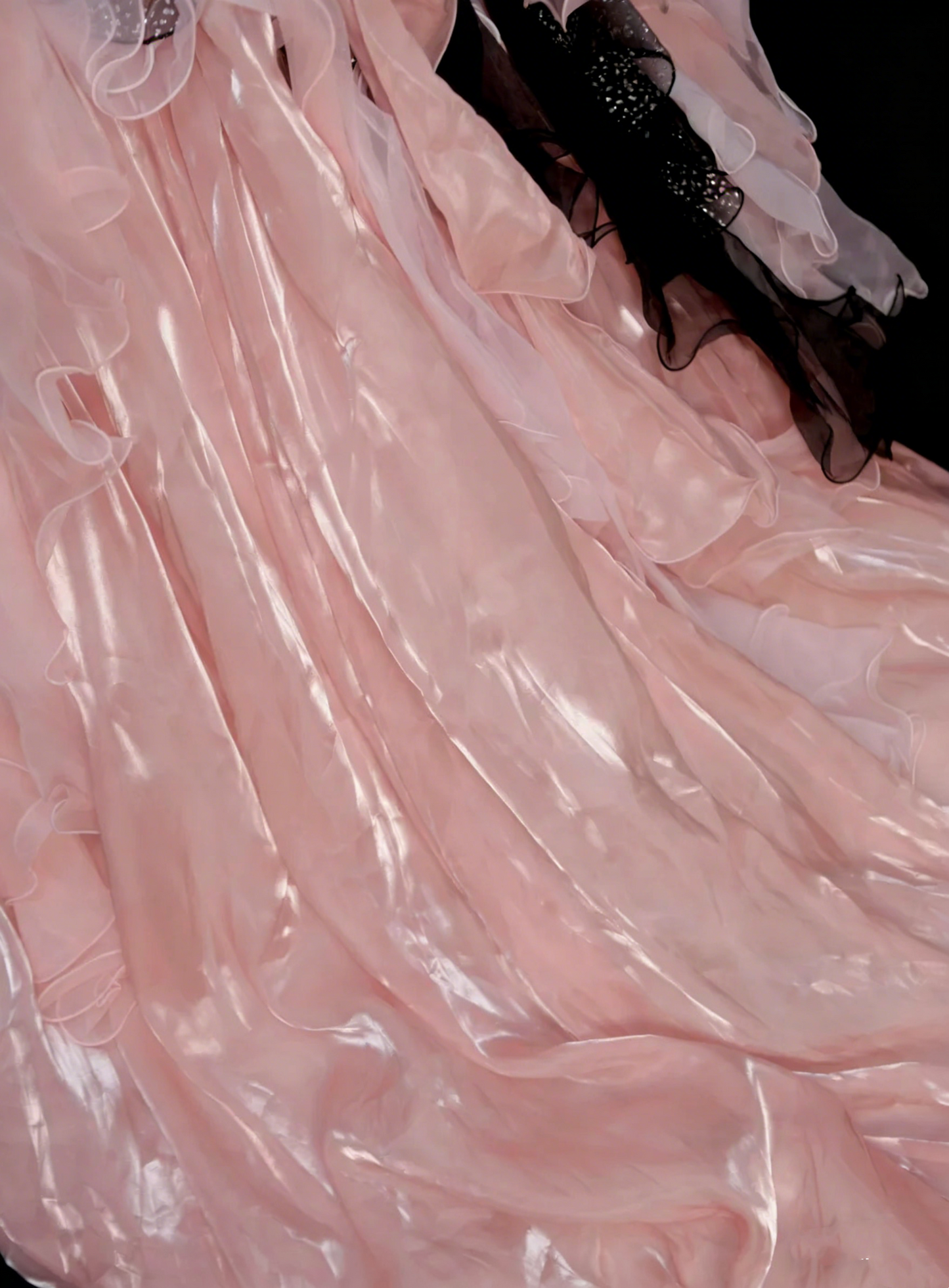 Sweet Ball Gown Strapless Pink Tulle With Tiered Layers Ruffles Long Party Gowns Prom Dresses N2242