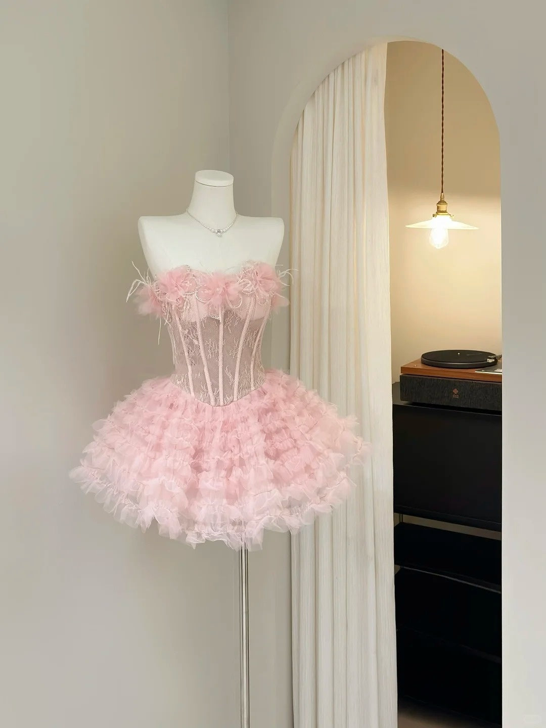Elegant Ball Gown Strapless Pink With Ruffled Mini Short Cocktail Gown Homecoming Dresses Ideas Hoco Outfit RB4909