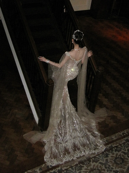 Glittery Mermaid Silver Sequin Long Court Train Wedding Dress With Cape Fairytale Brides Gown Wedding Dresses N067