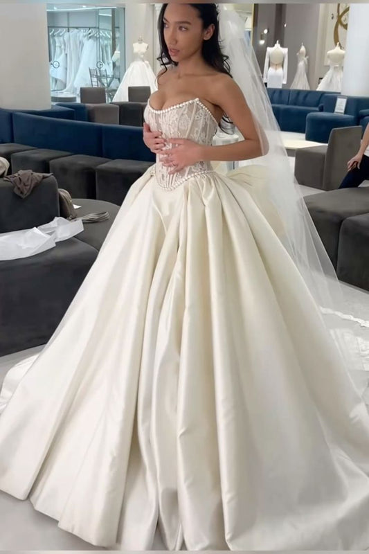 Modest Wedding Dress Ball Gown Strapless White Lace With Pearls Floor Length Bridal Gown RC1409