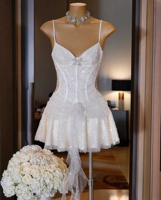 White Spaghetti Strap 16th Birthday Dress Glitter Sequin A-Line Homecoming Dresses N4738