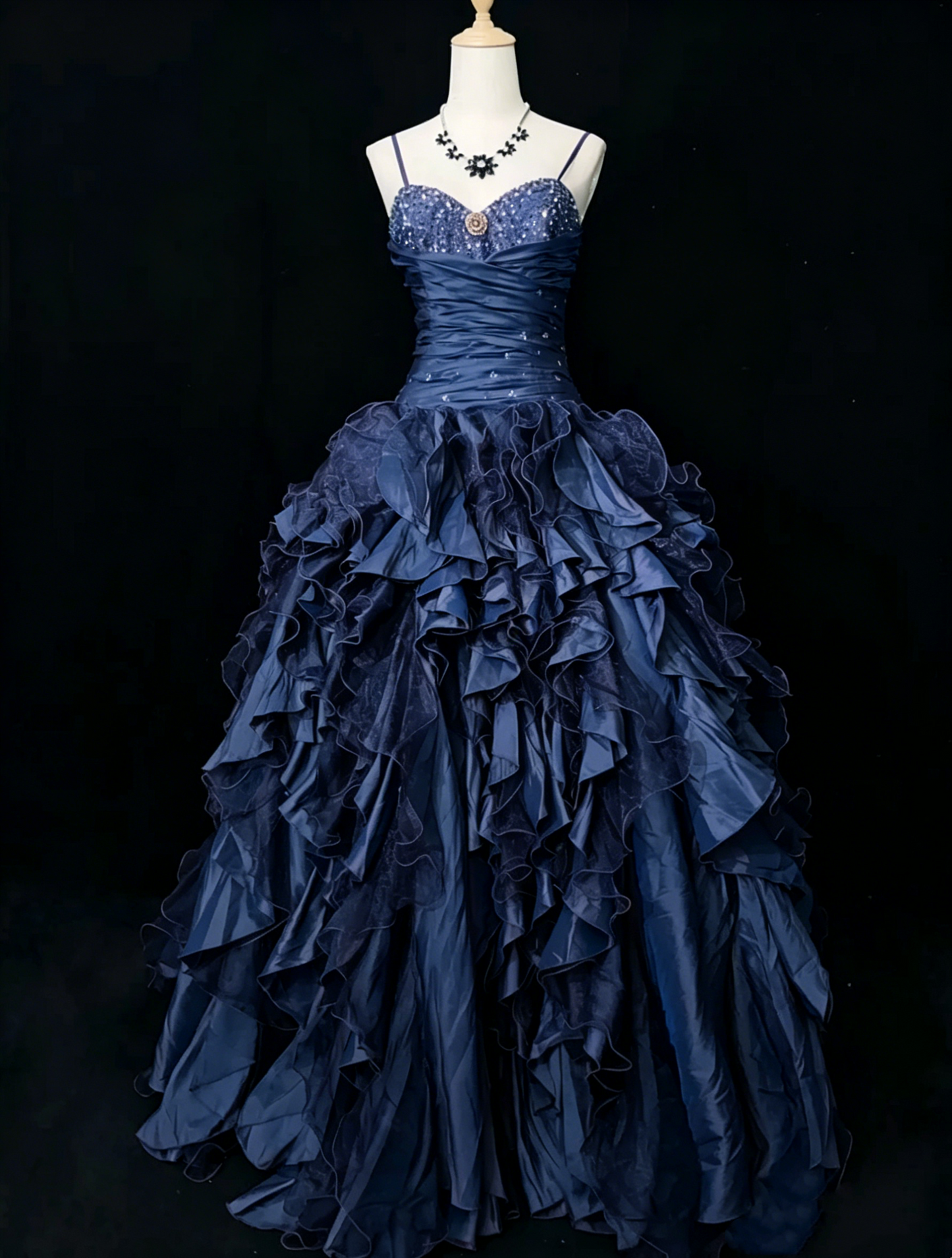Vintage Prom Dresses Inspo Ball Gown Spaghetti Strap Purple Tulle Tiered Layers 80s With Beaded Formal Gowns N3357