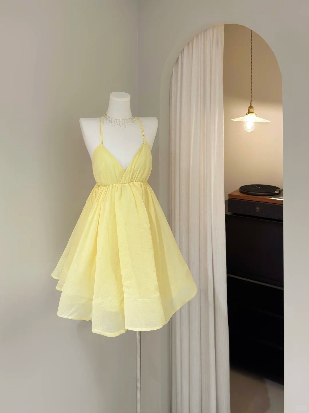 Unique A line Halter Yellow Short Freshman Graduation Dresses Inspo Senior Homecoming Outfits RB4816