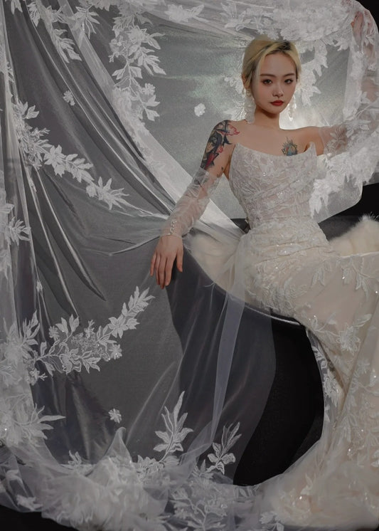 Romantic Long Wedding Dresses White Mermaid Strapless Lace Long Wedding Dress For Brides Fitted With Train Bridal Gowns AB2474
