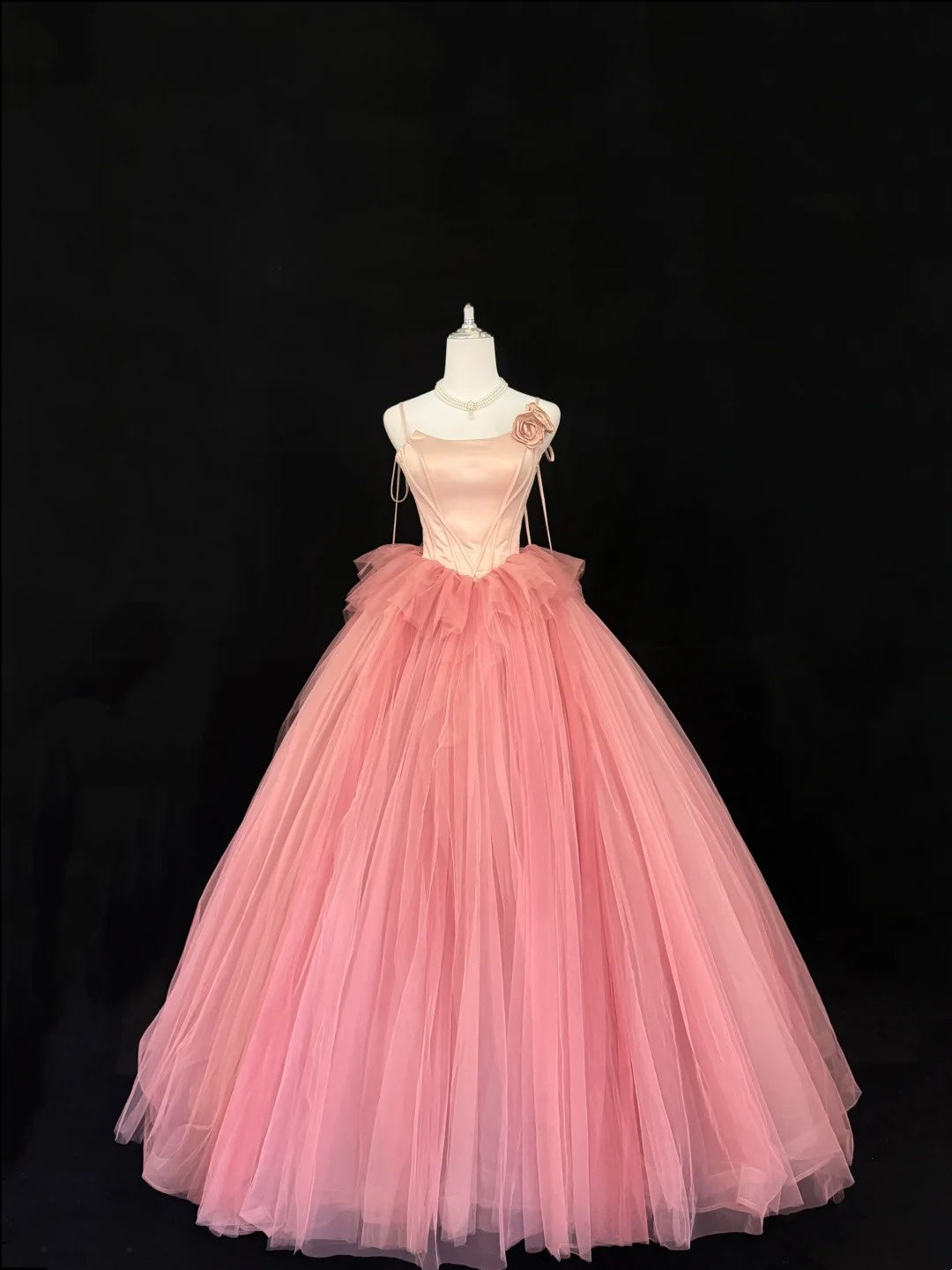 Sweet 16 Dresses Long Ball Gown Sweet Sixteen Long Birthday Dress Spaghetti Straps Tulle Formal Gown RC0268