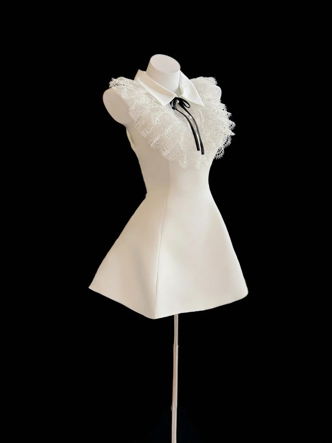 Cute A line White Satin Short Mini High School Ideas Homecoming Dresses Inspo Birthday Dresses Senior Graduation Outfits RB7225