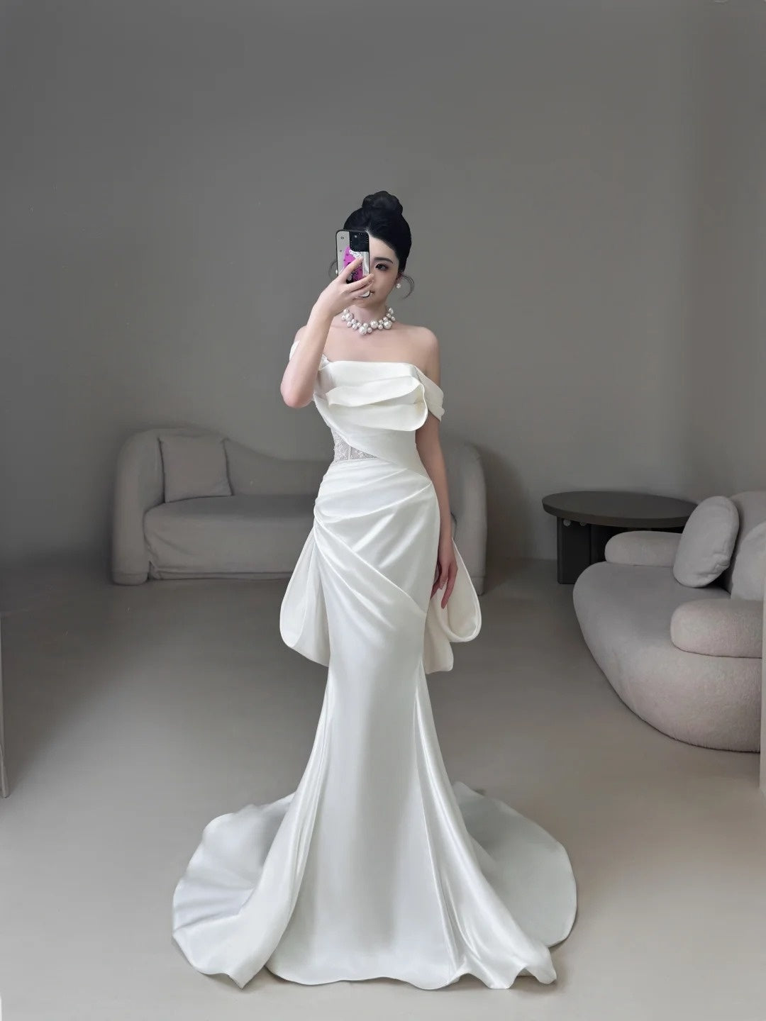 Classic Mermaid Wedding Dresses Off The Shoulder Satin White With Short Sleeves Brides Dress Summer Bridal Gowns N235