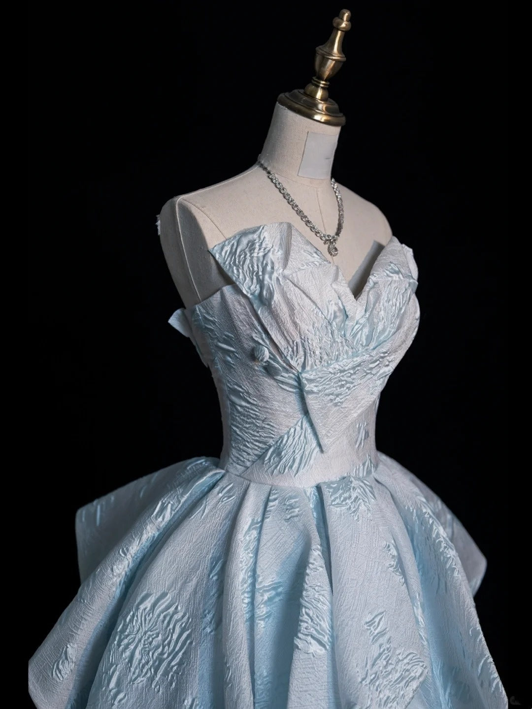 Beautiful Ball Gown Sweetheart Light Sky Blue Floral Sleeveless Long Prom Dress For Women Girls Evening Dresses N667