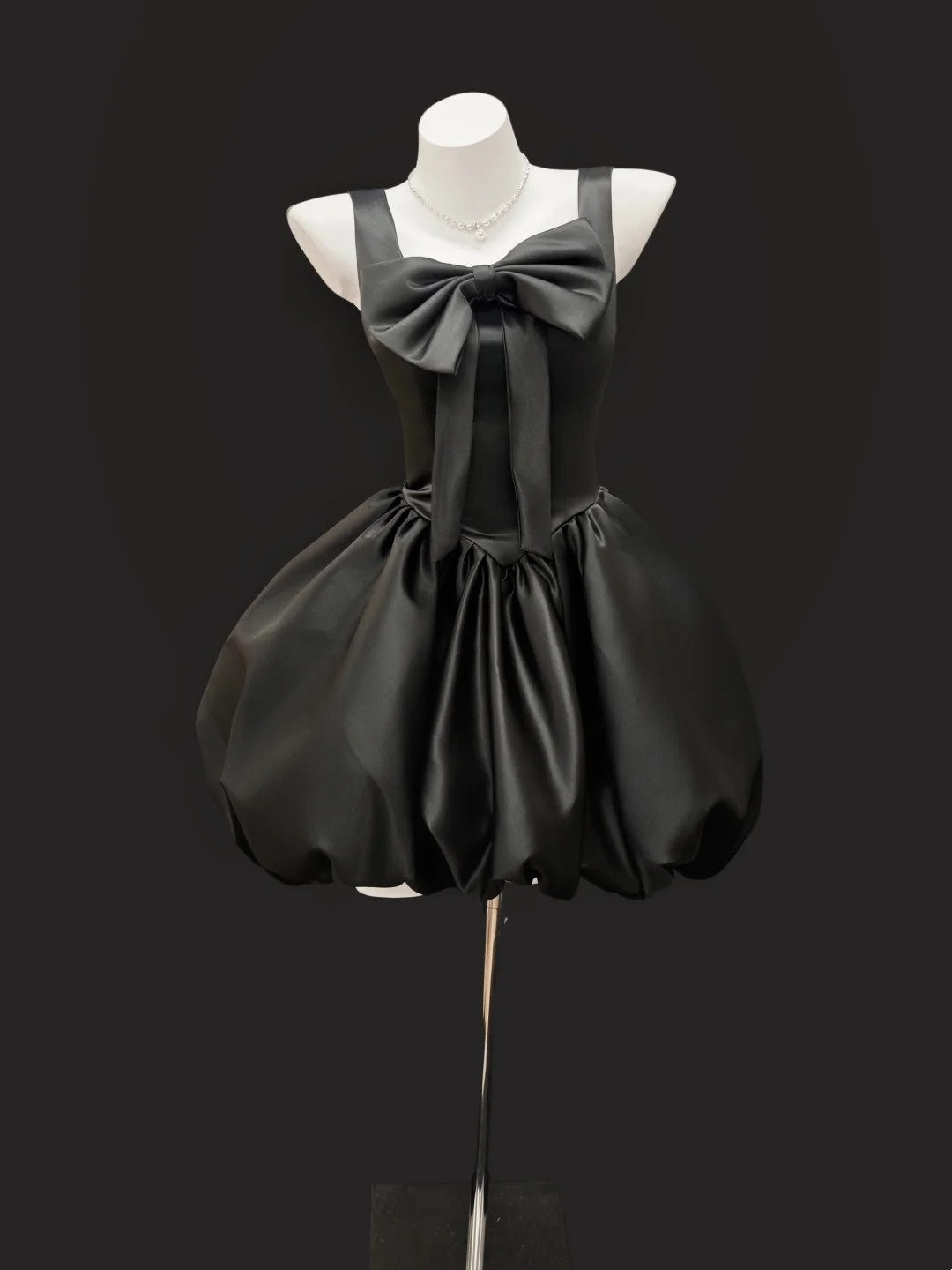 Beautiful Ball Gown Square Neck Little Black Dress With Bow Satin 12th Grad Short Mini length Aesthetic Homecoming Dresses RB4362