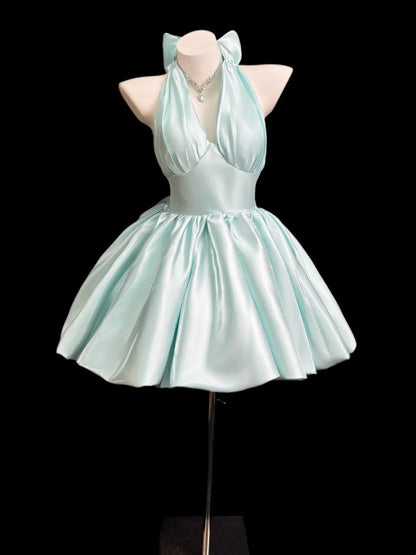 Romantic Ball Gown Halter Light Sage Green Senior Short Graduation High School Homecoming Dresses N4525