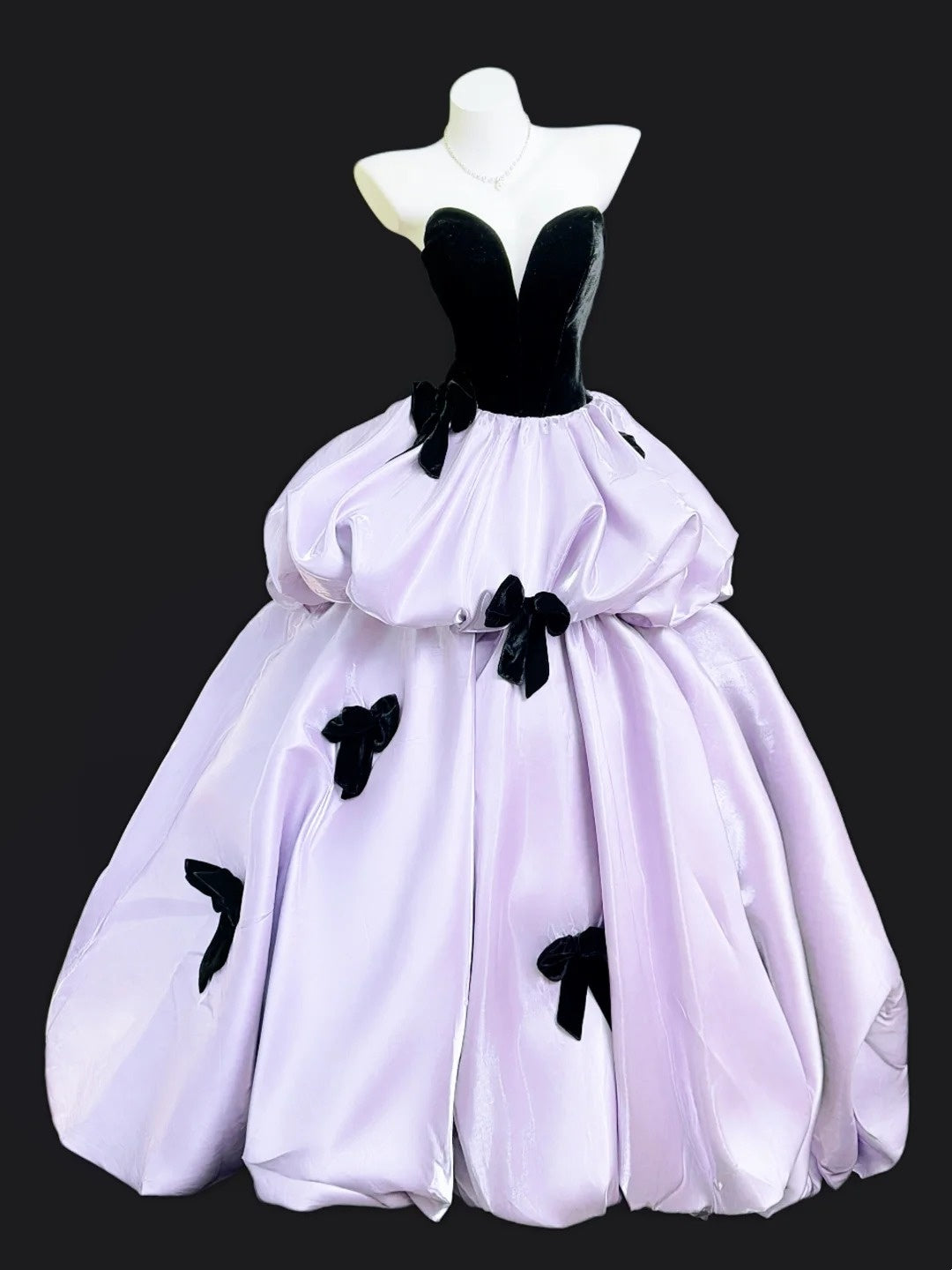 Modest Ball Gown Strapless Lilac Satin Long Quinceañera Dress Moda 2000 15 Quinceanera Dresses Ideas Sweet 16 Outfits RB7234