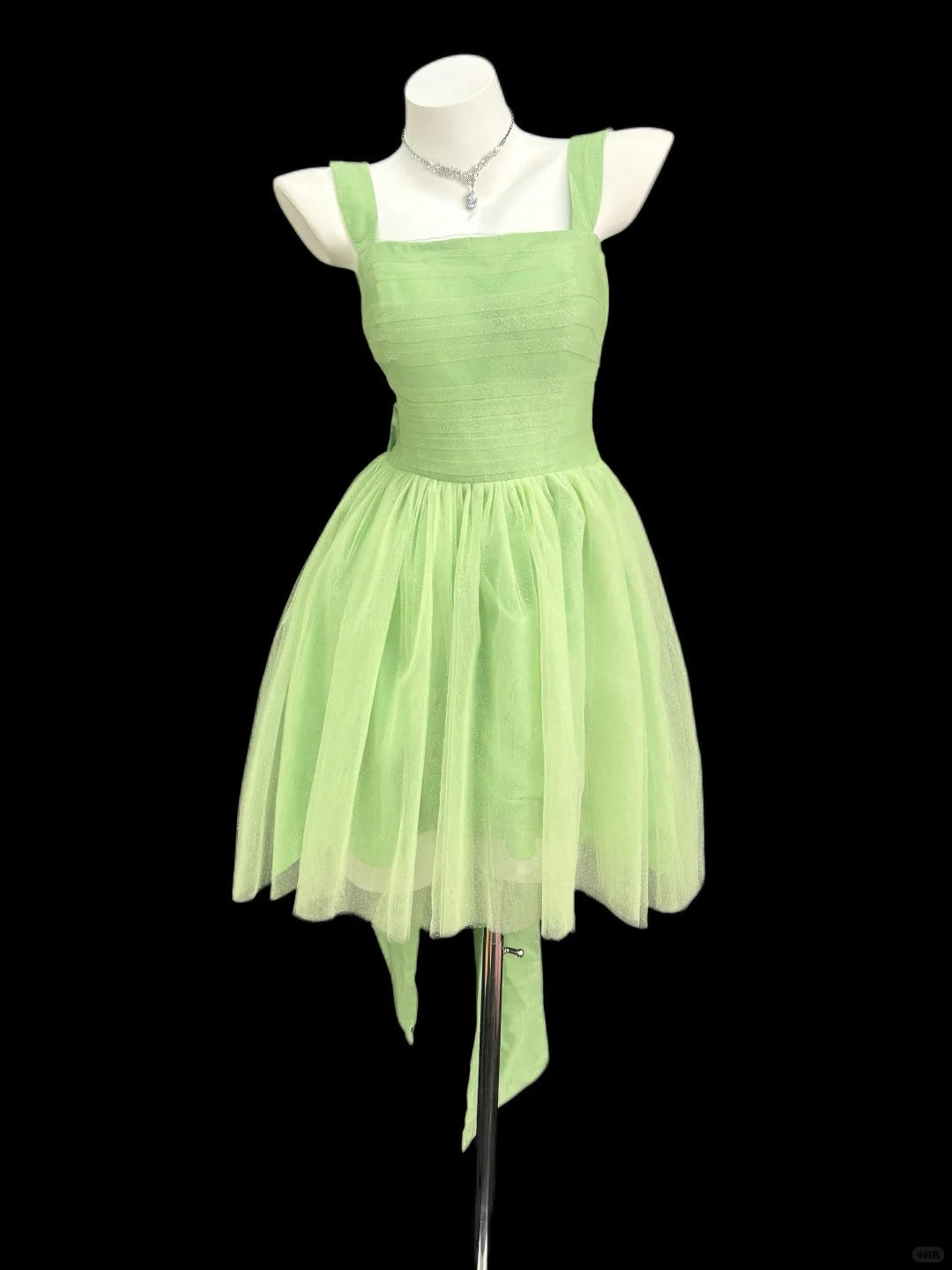 Romantic A line Spaghetti Strap Green Tulle Senior Short Graduation High School Homecoming Dresses N4531