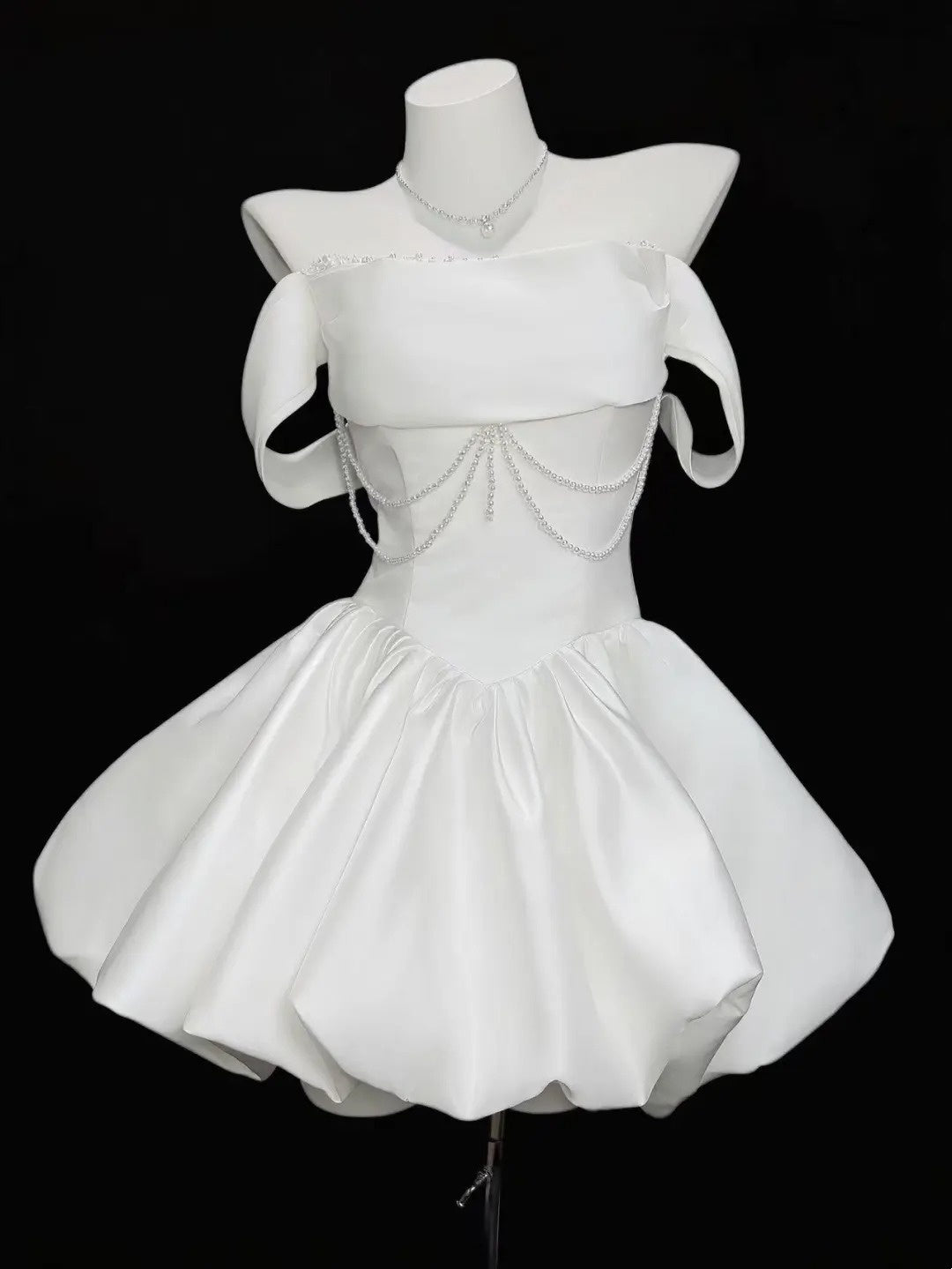 Elegant Ball Gown Off The Shoulder Inspo Ideas Senior White Satin Short Mini Party Cocktail Homecoming Dresses N4494