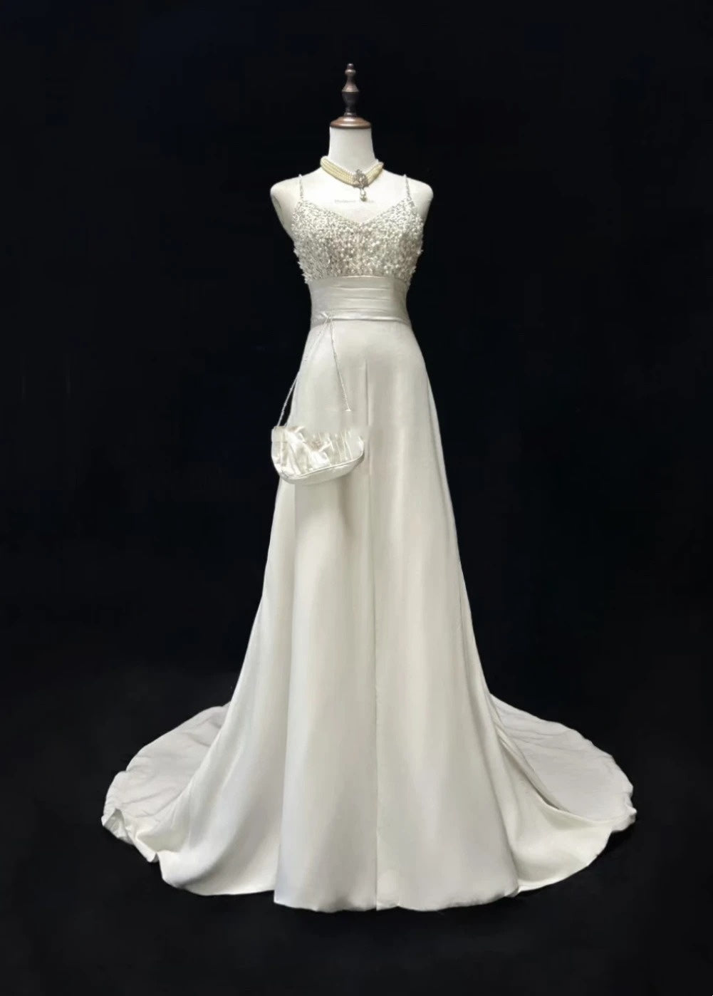 Vintage A Line Spaghetti Straps White Satin Lace With Cape Wedding Ruffled Bridal Gown Long Wedding Dresses RB4330