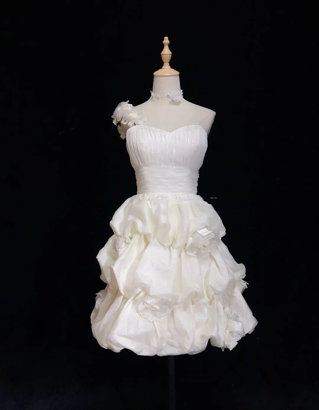 Timeless Wedding Dresses Sheath One Shoulder White Organza With Ruffled Short Bridal Gown N3005