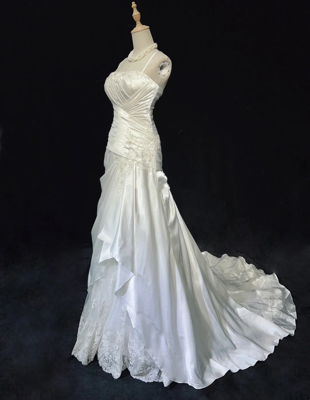Unique Wedding Dresses Mermaid Spaghetti Strap ivory With Ruffled Appliqued Long Bridal Gown N3631