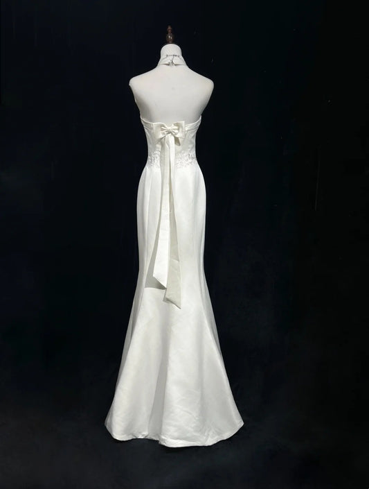 Unique Wedding Dresses Mermaid Halter Satin Boho Embroidery White Long Bridal Gown N3290