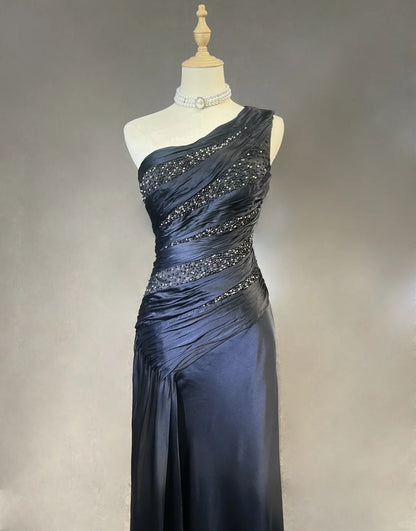 Classy Prom Dresses Mermaid One Shoulder Satin Black Tie Dress With Beaded Long Formal Evening Outfits N3704