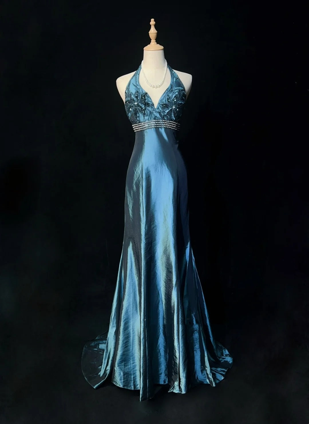 Vintage Prom Dresses Mermaid Halter V Neck Navy Blue Backless 1990s Long Formal Evening Gown N2642