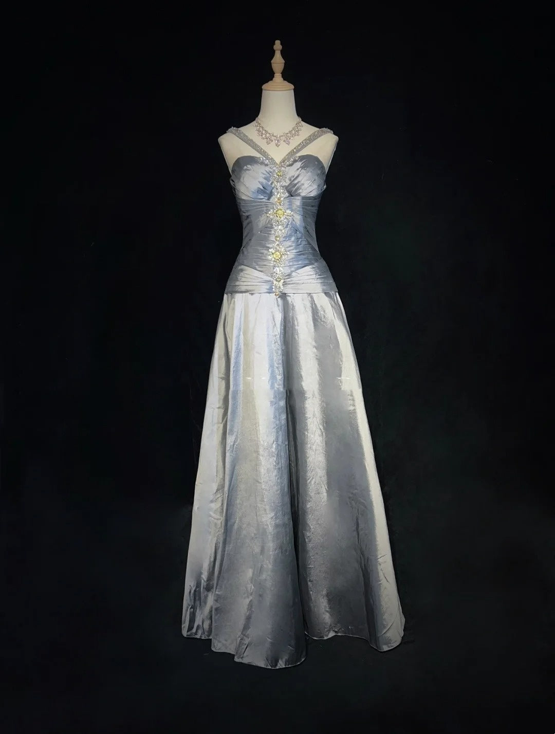 Vintage Prom Dresses Inspo A line Halter Grey Drop Waist Satin 80s Long Formal Gowns With Beads N2863